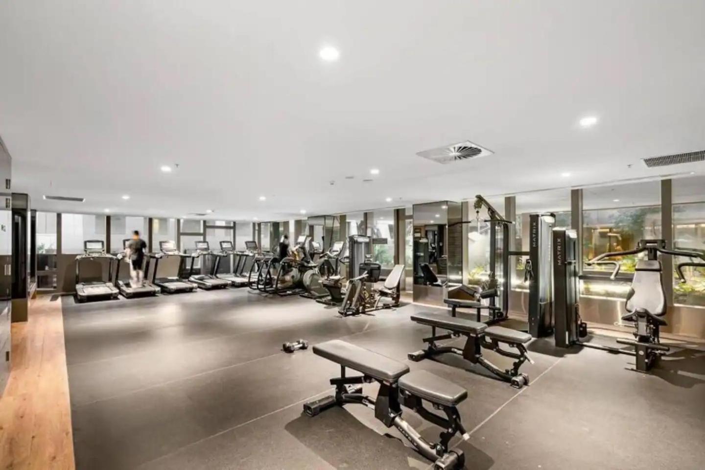West Side Cbd Base Close To Diningartshopping! Apartment